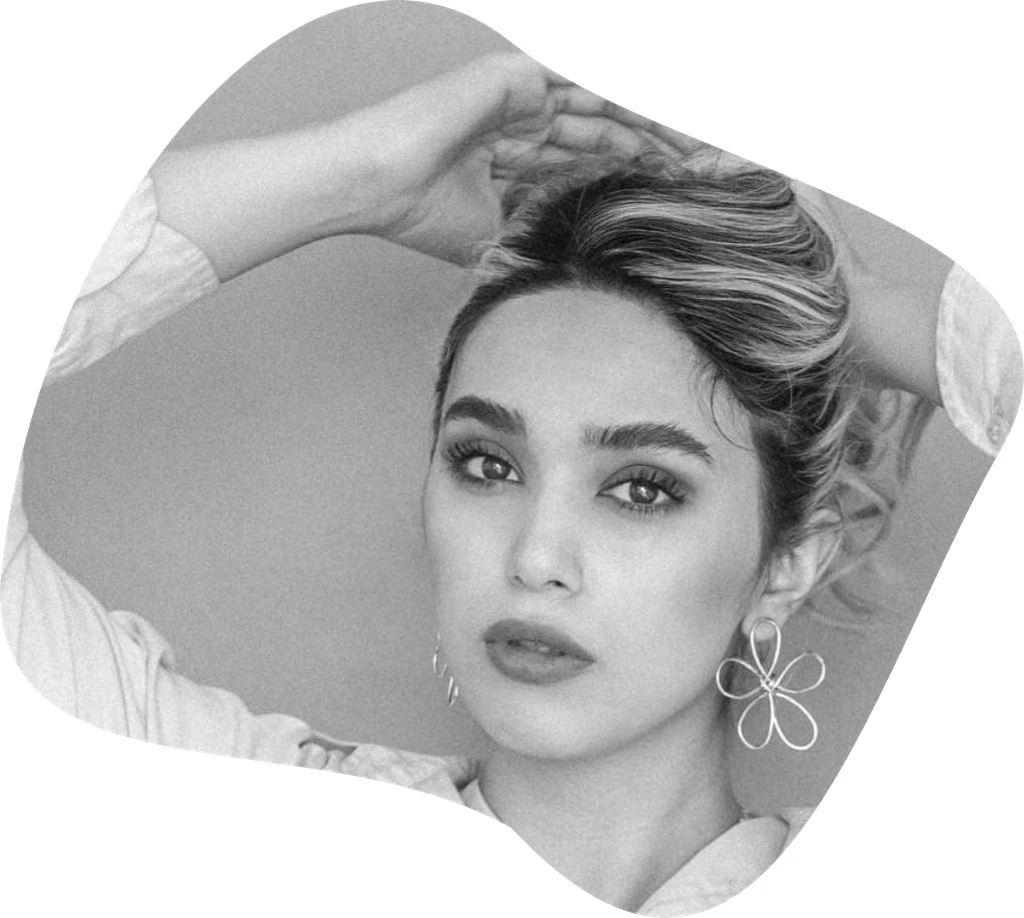 Portrait of Mojdeh Mohseni
